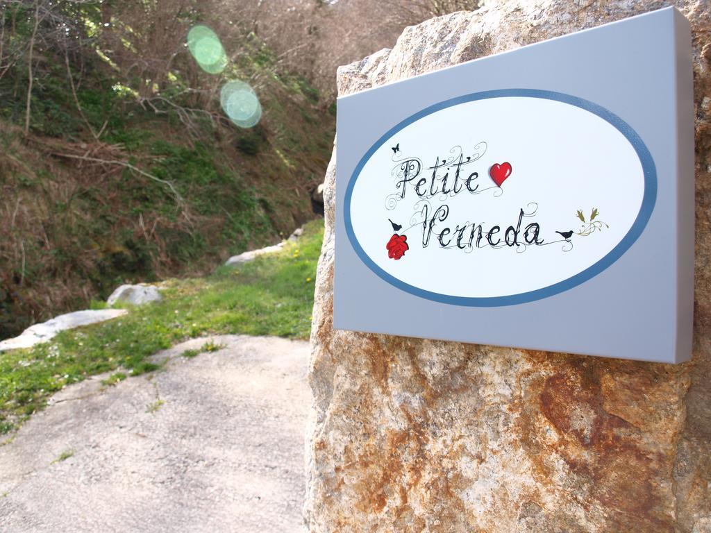 Petite Verneda Casau 外观 照片